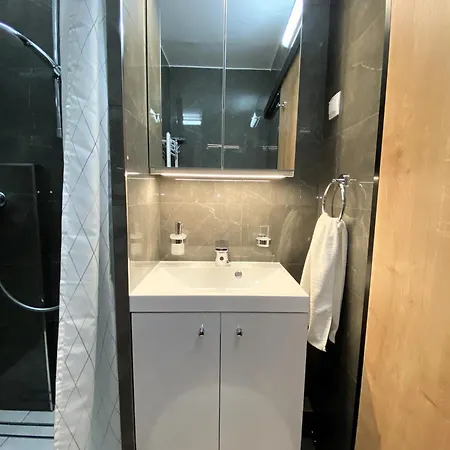 G604 - Panoramas, Felujitott, Teljesen Felszerelt Lakas Διαμέρισμα Székesfehérvár