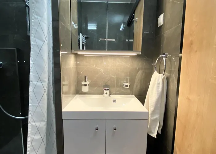 G604 - Panoramas, Felujitott, Teljesen Felszerelt Lakas アパート セーケシュフェヘールヴァール