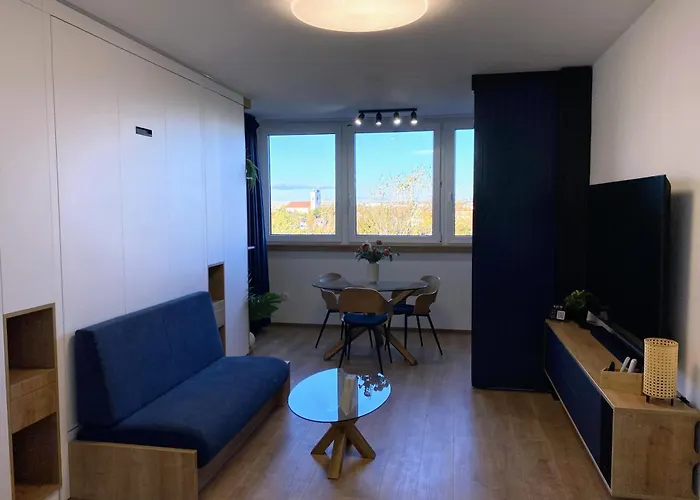 G604 - Panoramas, Felujitott, Teljesen Felszerelt Lakas アパート セーケシュフェヘールヴァール